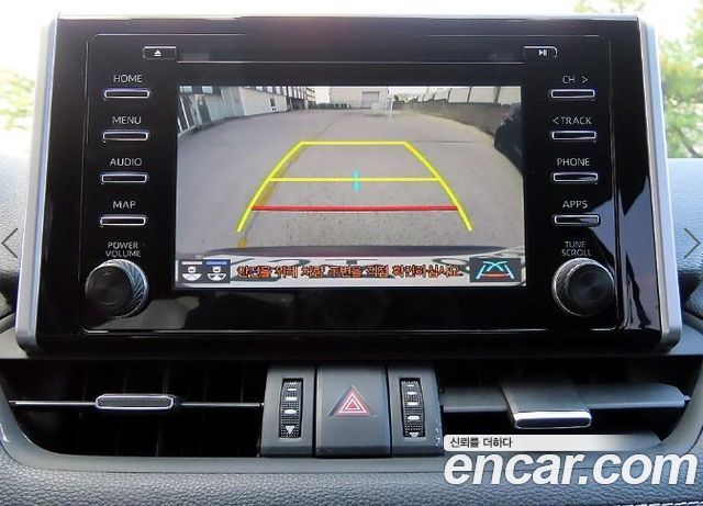 Toyota RAV4 2019 — photo 12