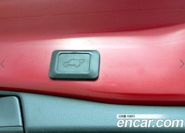 Toyota RAV4 2019 — photo 15