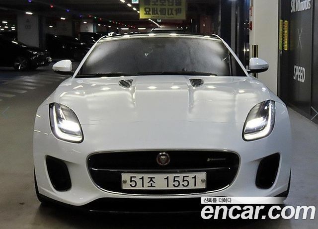 Jaguar F-TYPE 2018 — photo 2