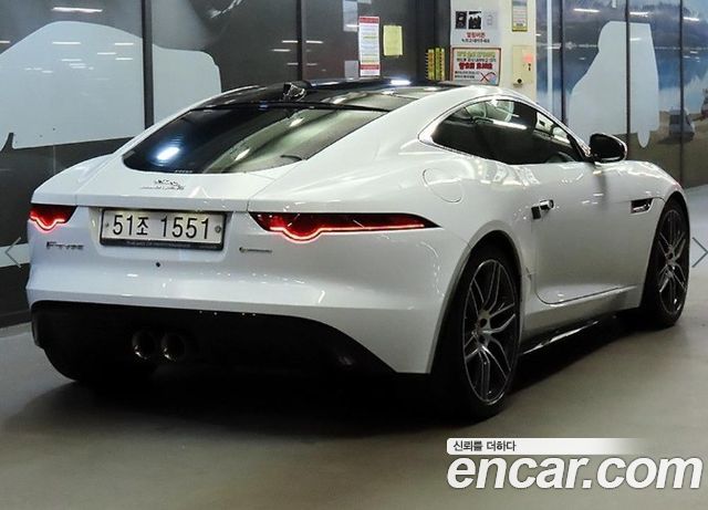 Jaguar F-TYPE 2018 — photo 4