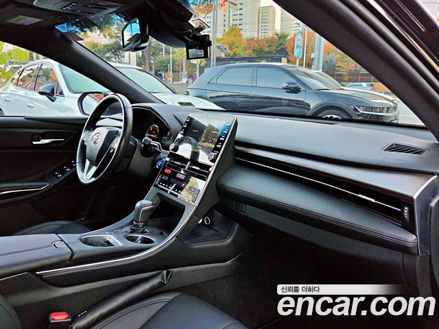 Toyota Avalon 2019 — photo 15
