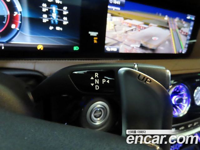 Mercedes-Benz S-Class 2020 — photo 16