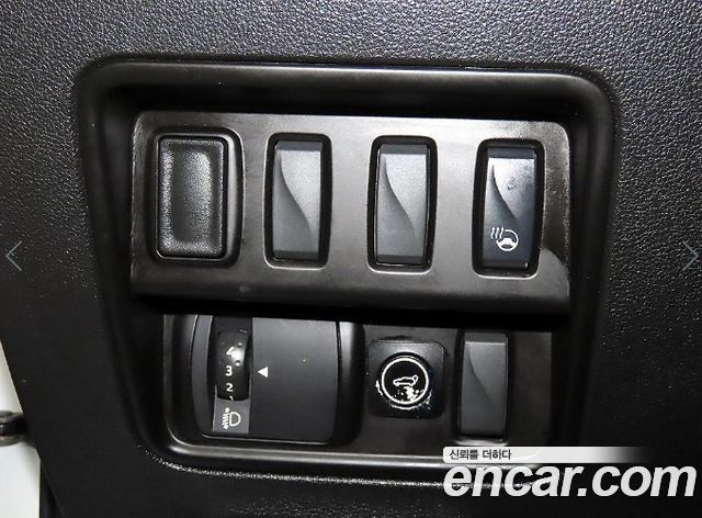 Renault Korea QM6 2023 — photo 13