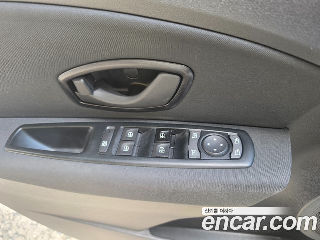 Renault Korea SM3 2015 — photo 12