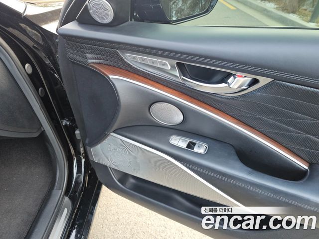 Kia K9 2019 — photo 16