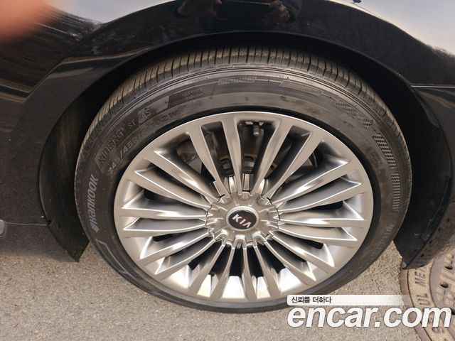 Kia K9 2019 — photo 20