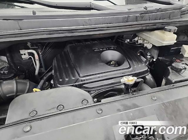 Hyundai Starex 2012 — photo 5