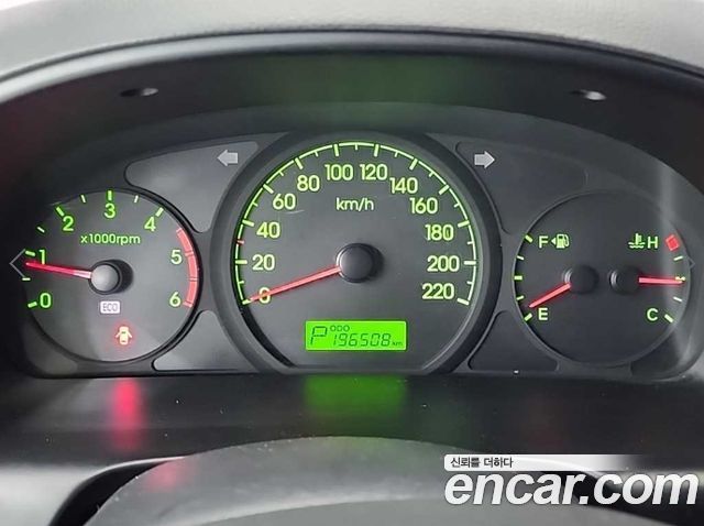 Hyundai Starex 2012 — photo 6
