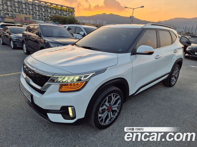 Kia Seltos 2023 — photo 2