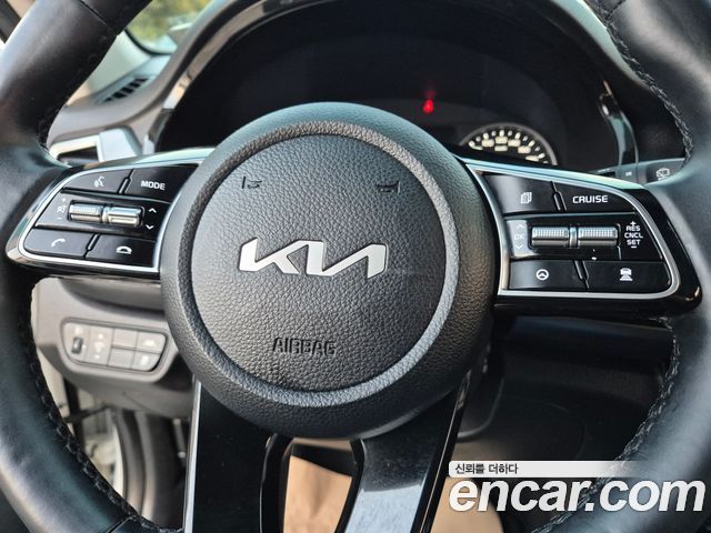 Kia Seltos 2023 — photo 17