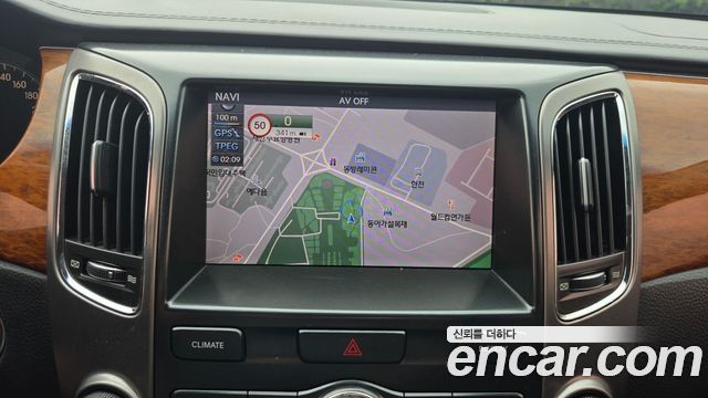 Hyundai Equus 2010 — photo 9