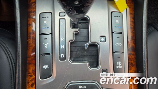Hyundai Equus 2010 — photo 13