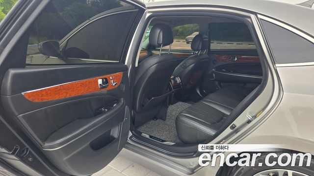 Hyundai Equus 2010 — photo 15