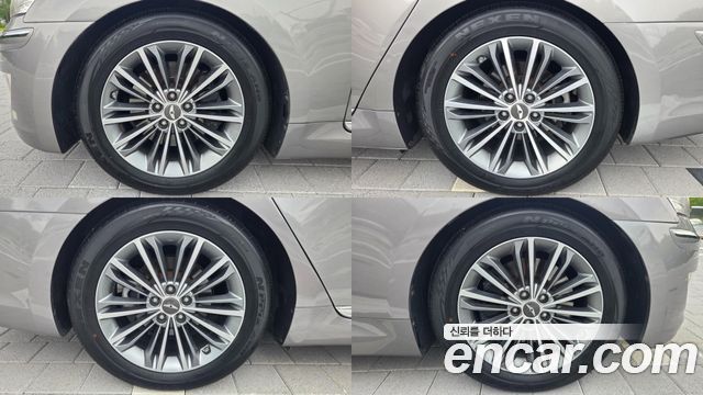 Hyundai Equus 2010 — photo 18