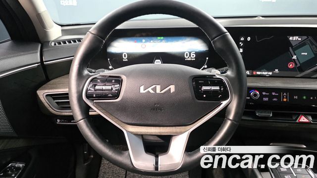 Kia K8 2022 — photo 16