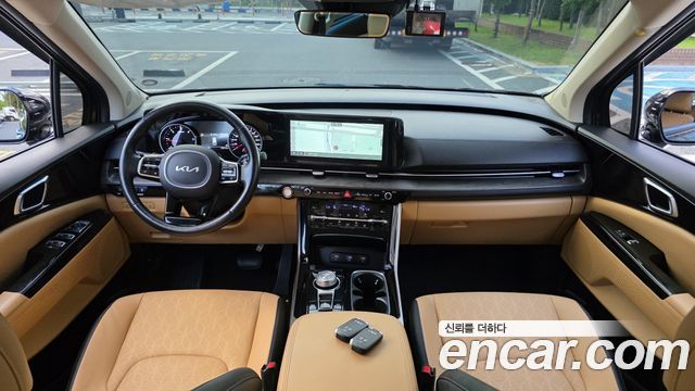 Kia Canival 2023 — photo 6