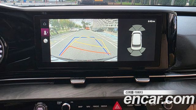 Kia Canival 2023 — photo 16