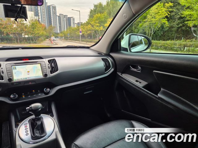Kia Sportage 2015 — photo 18