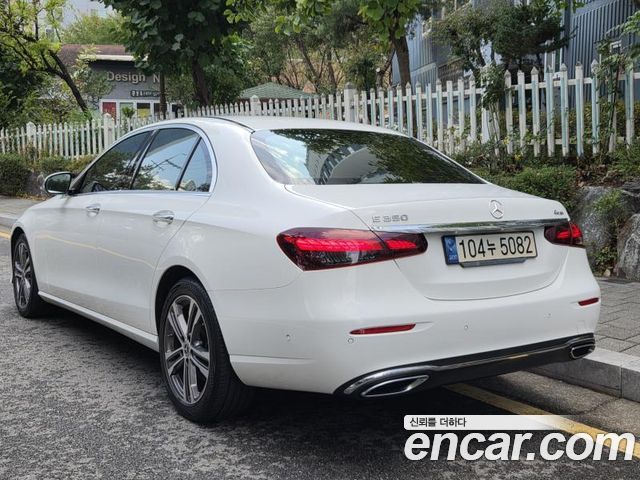 Mercedes-Benz E-Class 2021 — photo 2