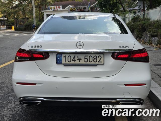 Mercedes-Benz E-Class 2021 — photo 4