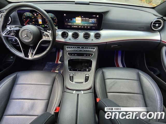 Mercedes-Benz E-Class 2021 — photo 7