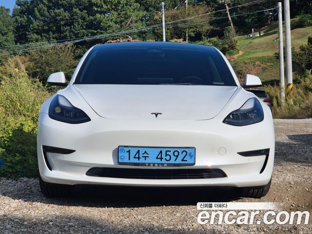 Tesla Model 3 2022 — photo 3