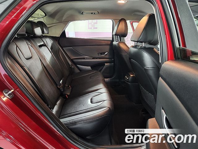 Hyundai AVANTE 2021 — photo 11