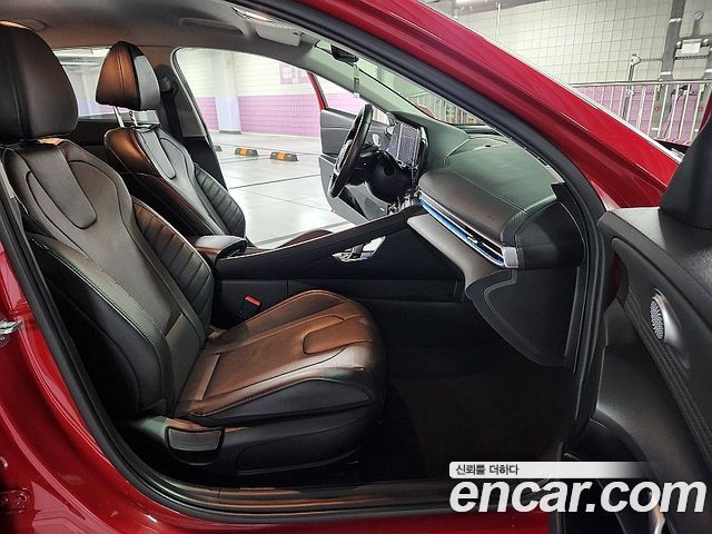 Hyundai AVANTE 2021 — photo 12