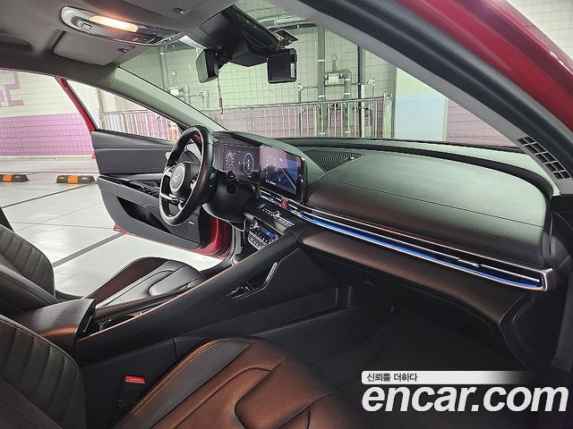 Hyundai AVANTE 2021 — photo 13