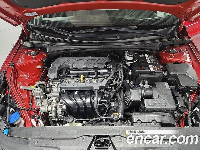 Hyundai AVANTE 2021 — photo 14