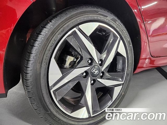 Hyundai AVANTE 2021 — photo 15