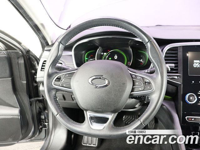 Renault Korea SM6 2016 — photo 17