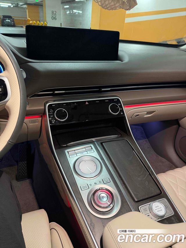 Genesis GV80 2020 — photo 17
