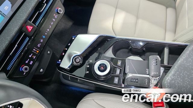 Kia EV6 2023 — photo 14