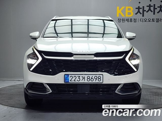 Kia Sportage 2022 — photo 1