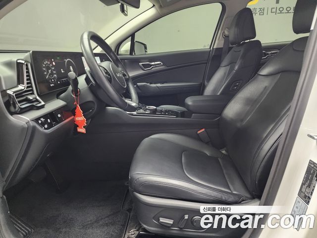 Kia Sportage 2022 — photo 8