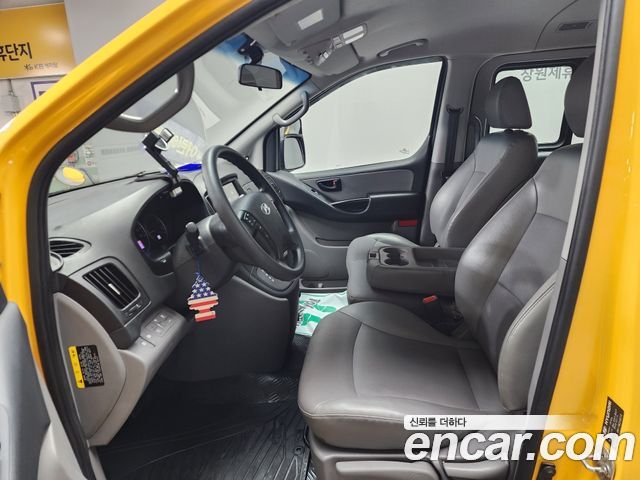 Hyundai Starex 2020 — photo 8