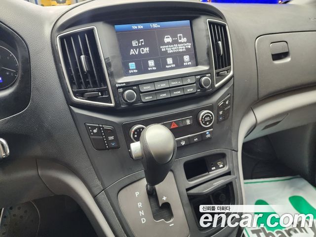 Hyundai Starex 2020 — photo 11