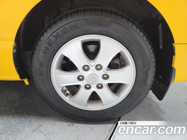 Hyundai Starex 2020 — photo 19