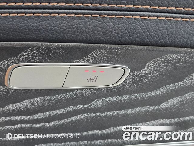 Mercedes-Benz E-Class 2021 — photo 16