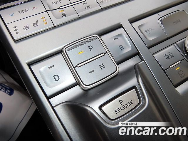 Hyundai Nexo 2023 — photo 13
