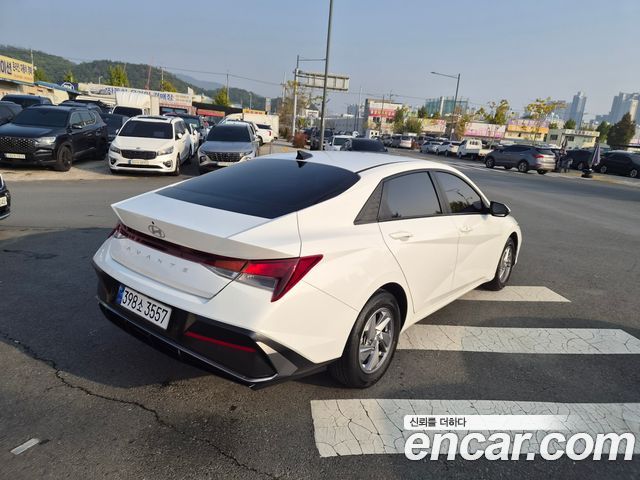 Hyundai AVANTE 2024 — photo 5