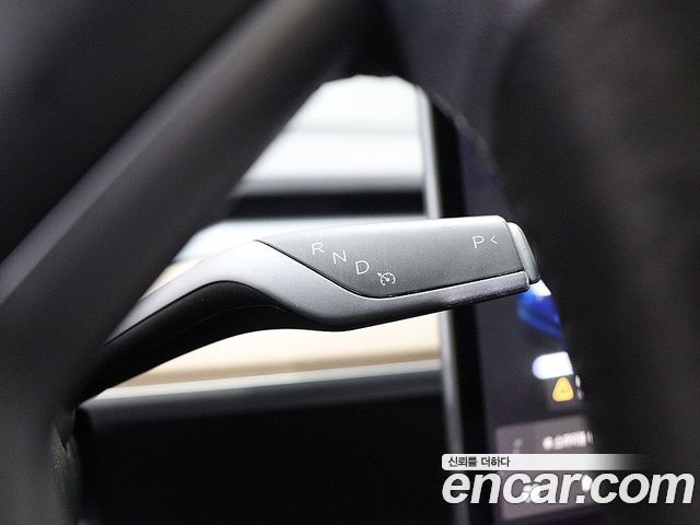 Tesla Model Y 2021 — photo 11