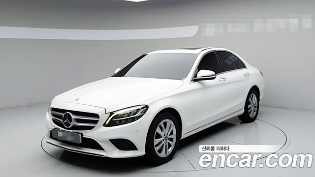 Mercedes-Benz C-Class 2019 — photo 1