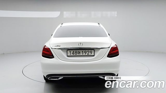 Mercedes-Benz C-Class 2019 — photo 5
