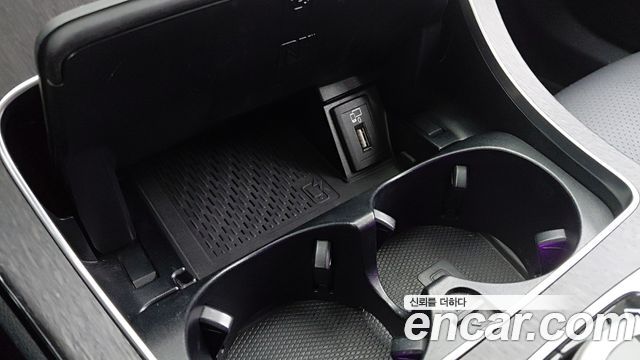 Mercedes-Benz C-Class 2019 — photo 12