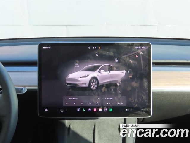 Tesla Model Y 2024 — photo 8