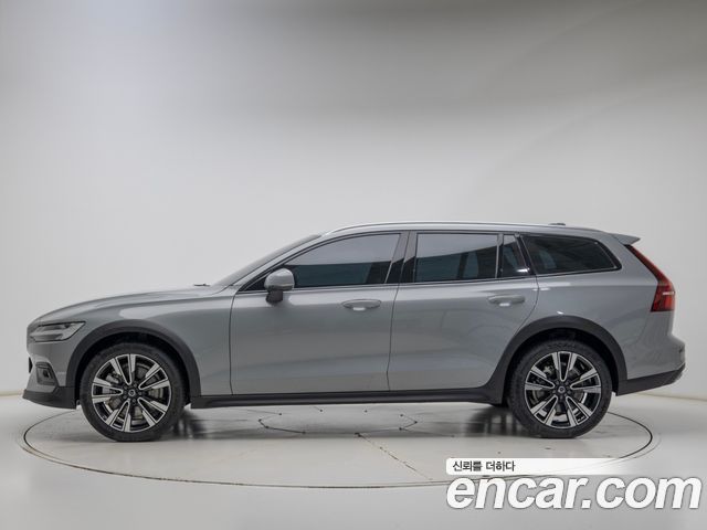 Volvo V60 2026 — photo 3