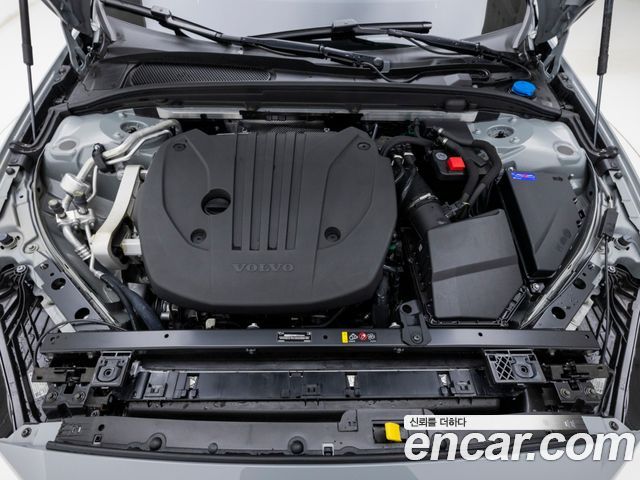 Volvo V60 2026 — photo 8