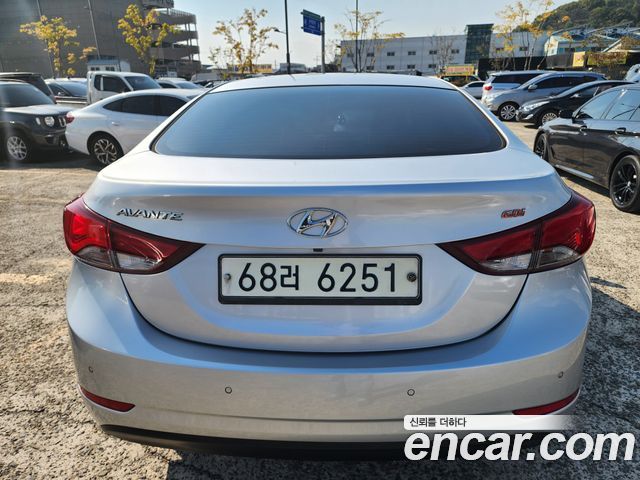 Hyundai AVANTE 2015 — photo 4